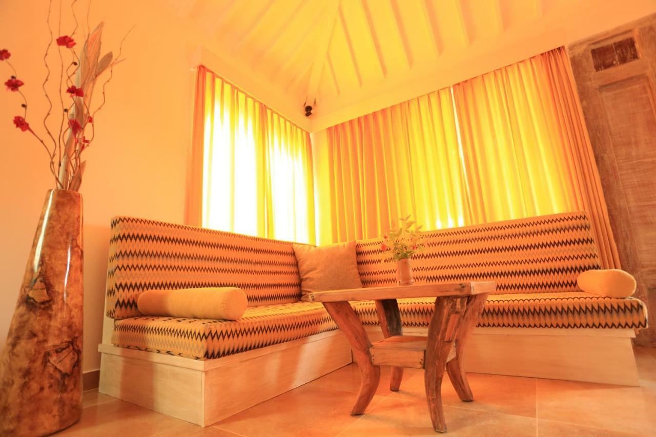 The Kayu Manis Villa Lovina  Exterior photo
